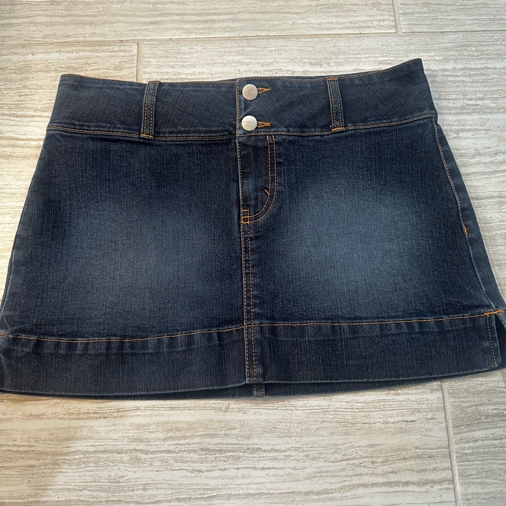 Women’s Vintage Jordache denim mini skirt sz 7-8